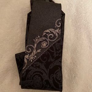 Stunning Versace mens tie. 100 percent silk. Made in Italy.